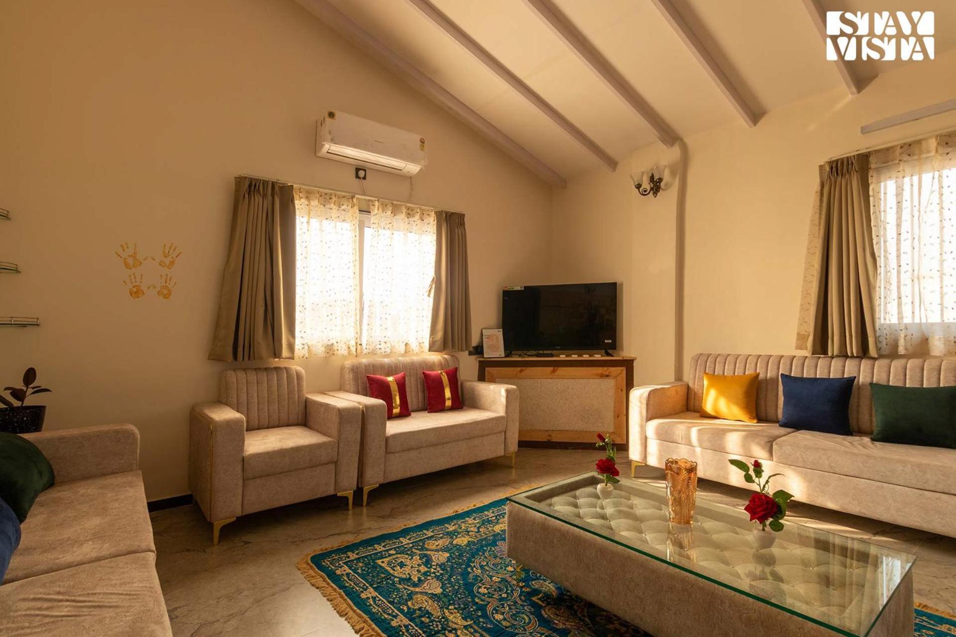 Stayvista'S Harvest Haven - Pool-View Villa With Deck & Machan Near Sula Nashik Eksteriør billede