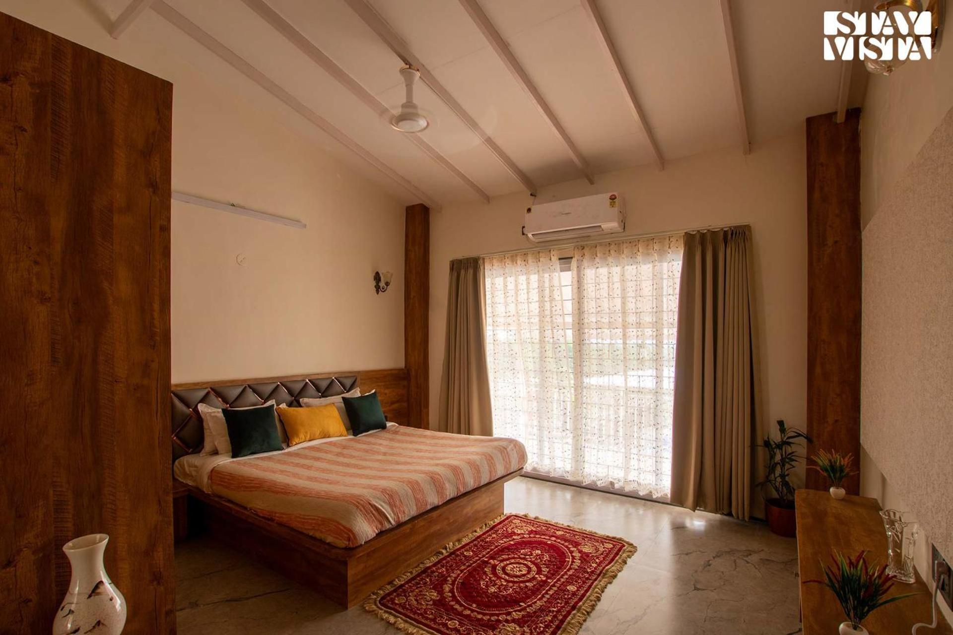 Stayvista'S Harvest Haven - Pool-View Villa With Deck & Machan Near Sula Nashik Eksteriør billede