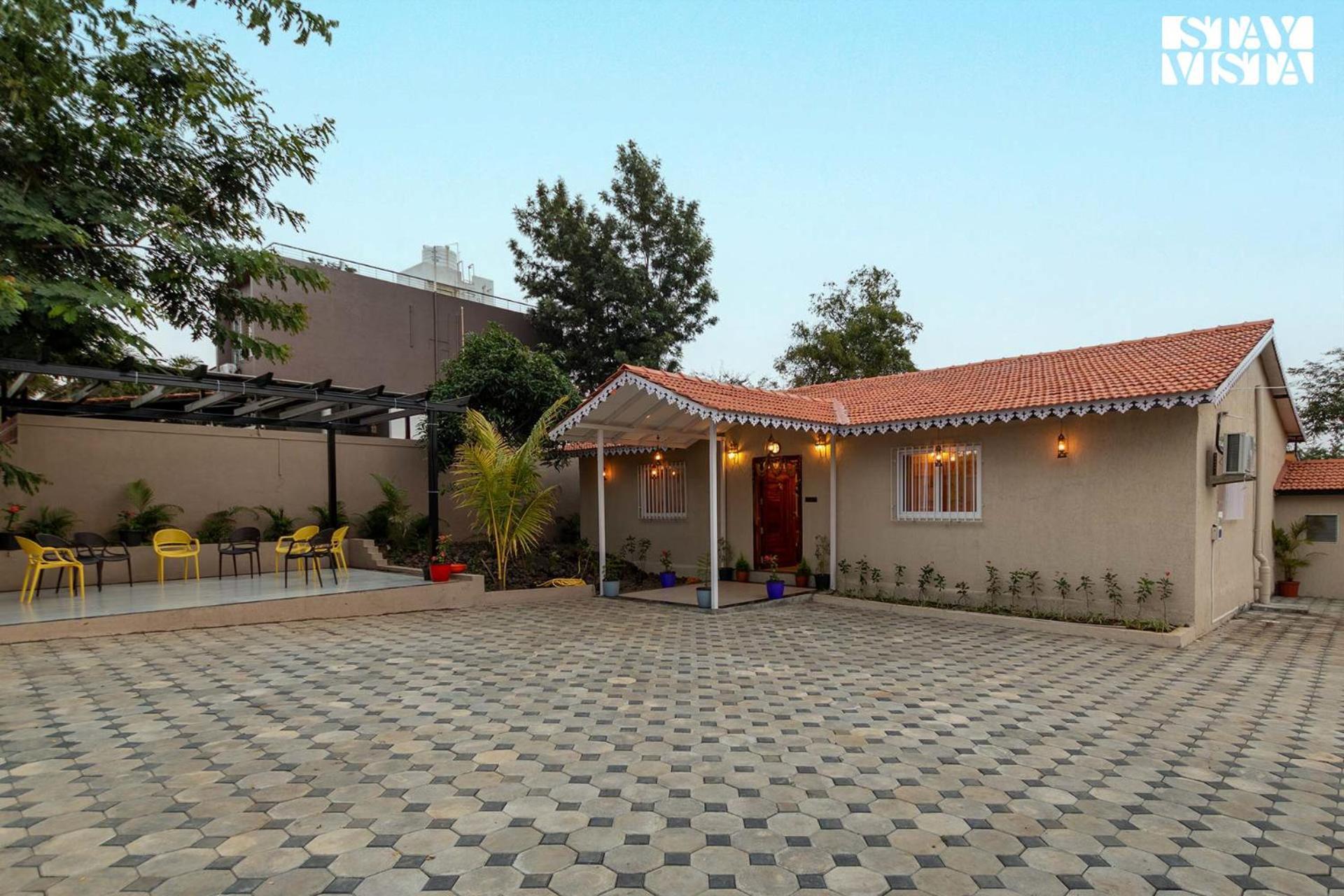 Stayvista'S Harvest Haven - Pool-View Villa With Deck & Machan Near Sula Nashik Eksteriør billede