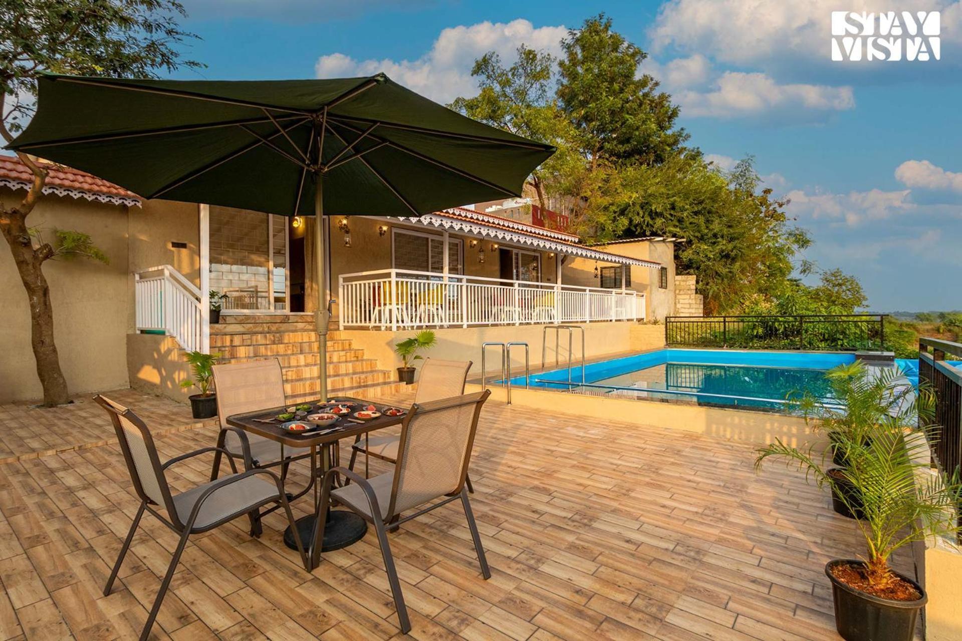 Stayvista'S Harvest Haven - Pool-View Villa With Deck & Machan Near Sula Nashik Eksteriør billede